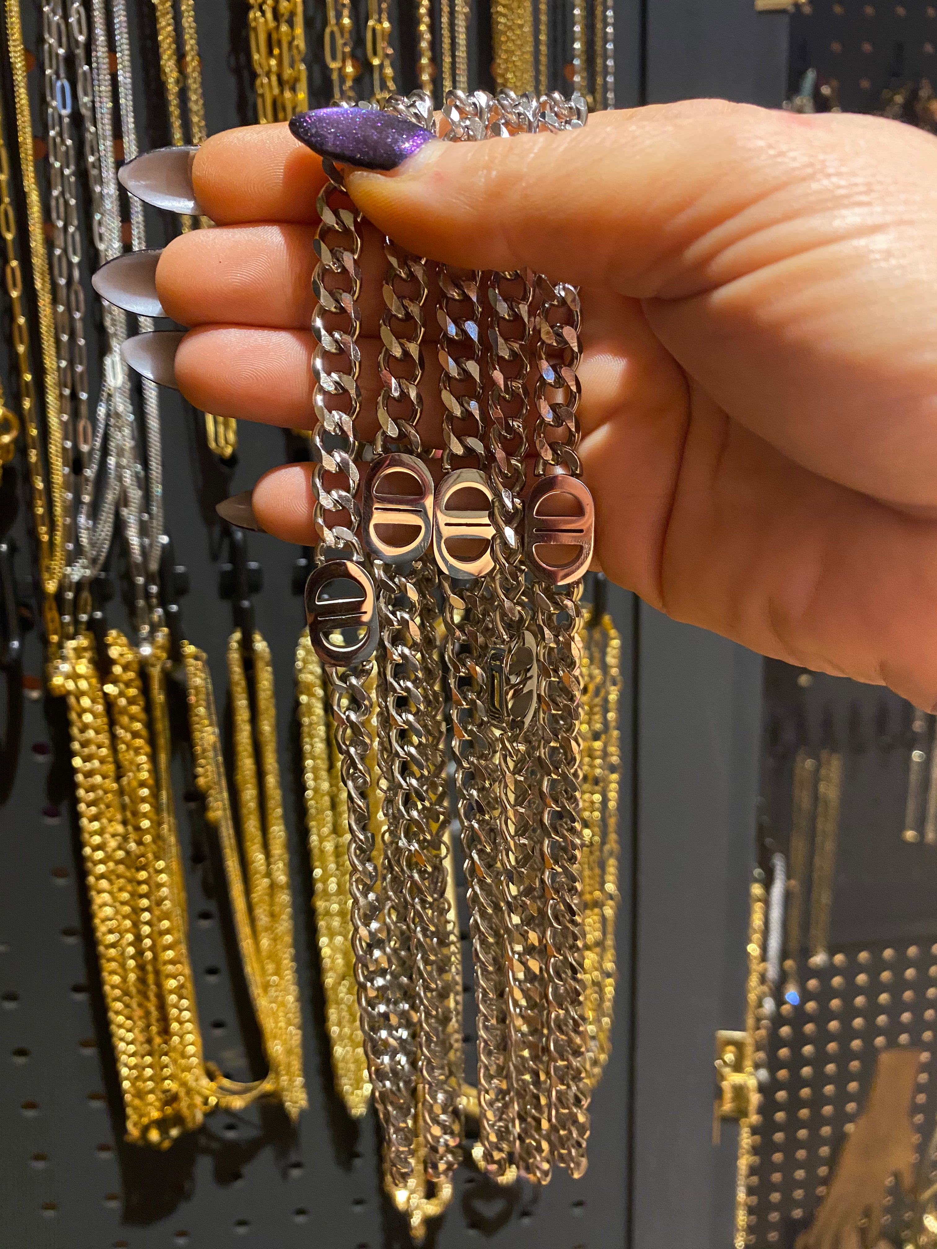 Tulum bold statement chain