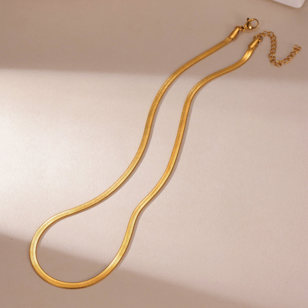 Chloe dainty snake chain necklace